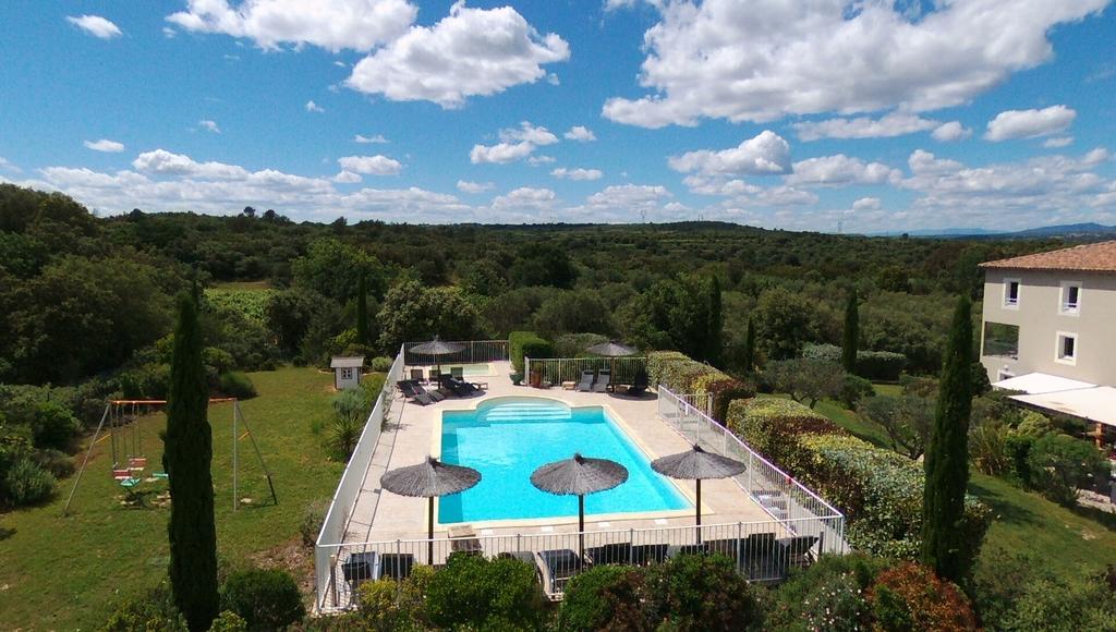 Hotel Restaurant Le Gardon - Pont Du Gard Collias 外观 照片