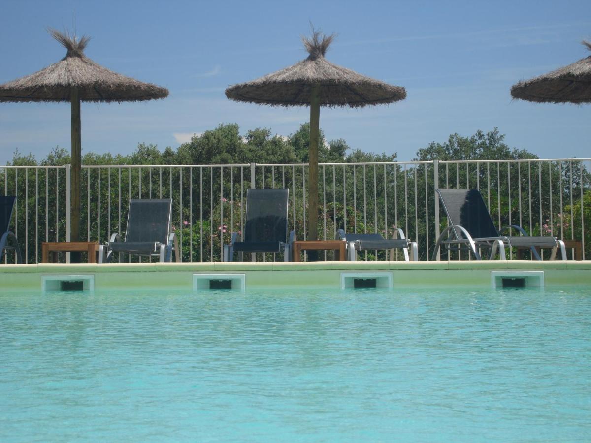 Hotel Restaurant Le Gardon - Pont Du Gard Collias 外观 照片